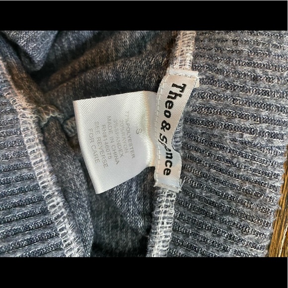 Tie dye jogger set top medium bottom small - Picture 6 of 8